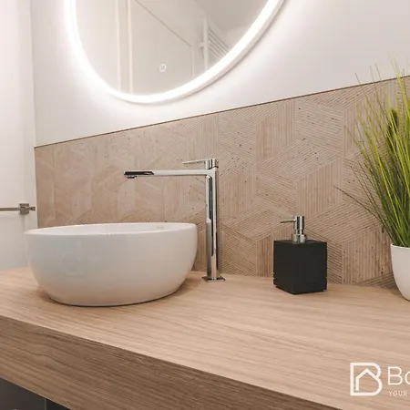 Vista Liberty - Center Ponte Rosso *