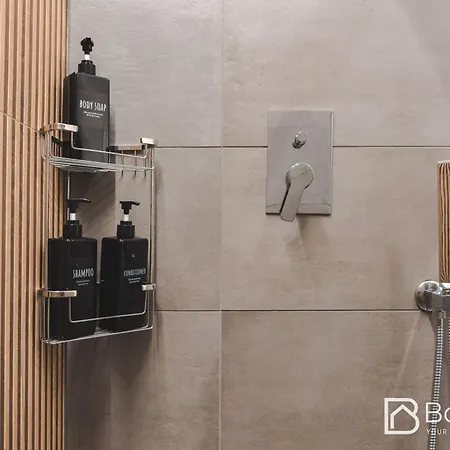 Vista Liberty - Center Ponte Rosso *